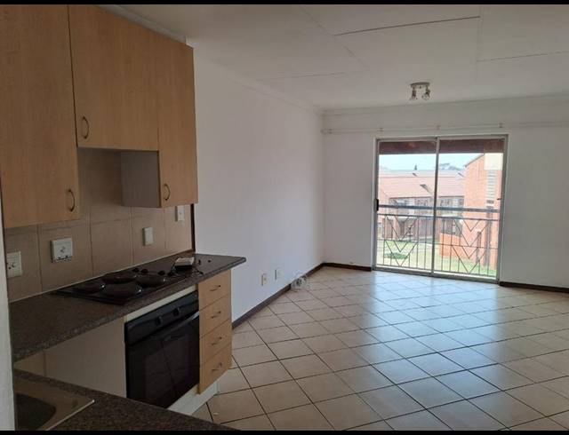 1 BEDROOM APARTMENT FOR SALE IN KARENPARK